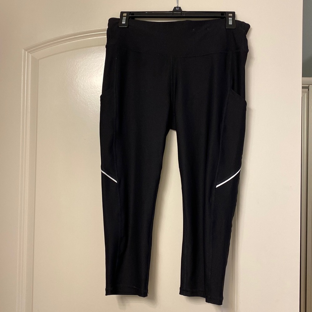 Xersion Cropped Black Active Legging Pants
